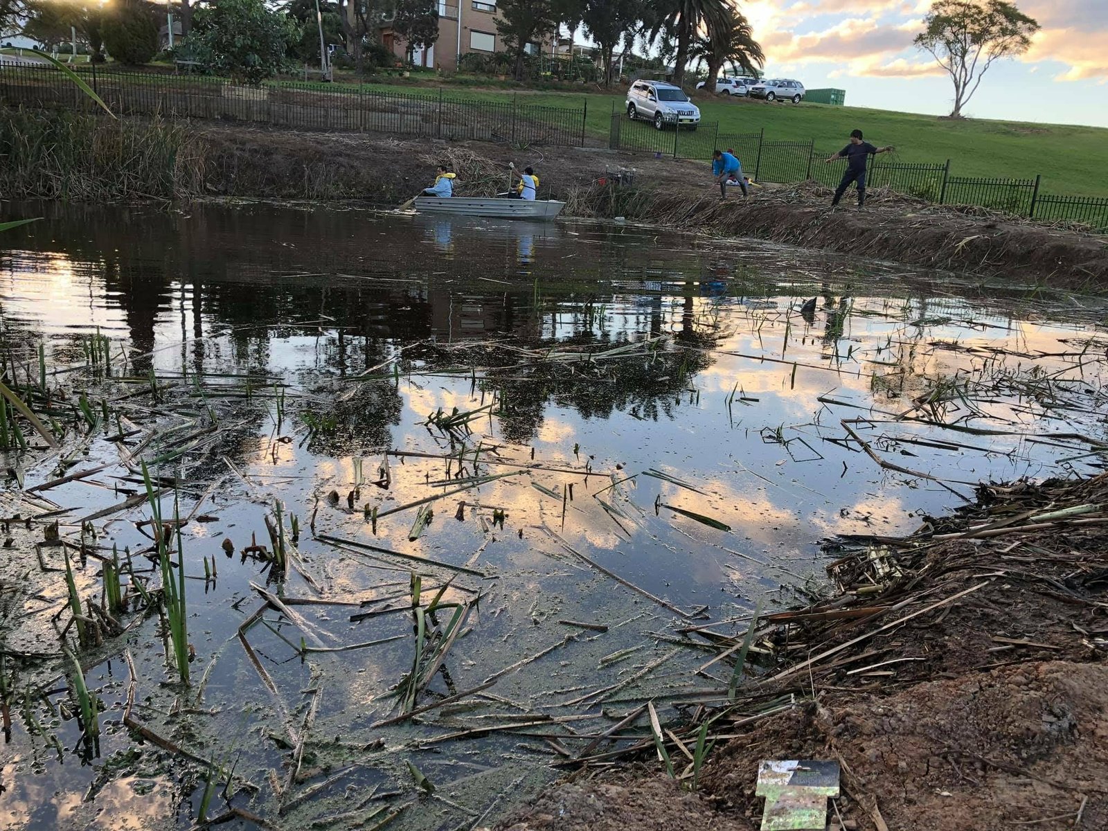 ed3cadba-7aa6-4231-bcee-cdc6b106611f